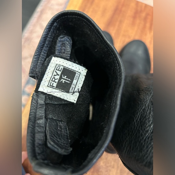 Frye boots - Veronica shorty size 7 - Picture 4 of 5